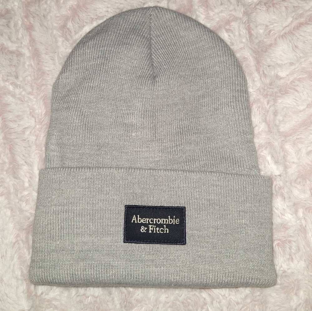 Abercrombie and Fitch winter hat like new!